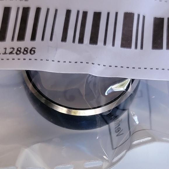 Stainless steel ring/band Size 8.Nwt* - Picture 6 of 7